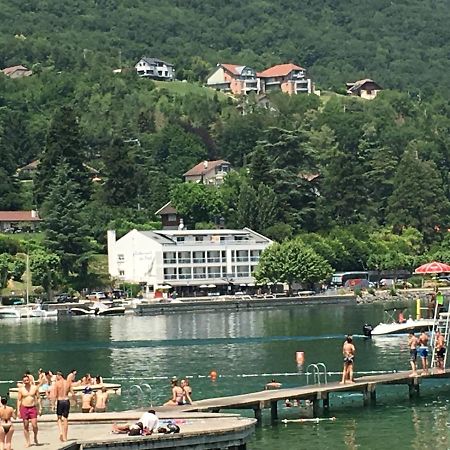 Depaysement Au Bord Du Lac Aparthotel Le Bourget-du-Lac Exterior photo